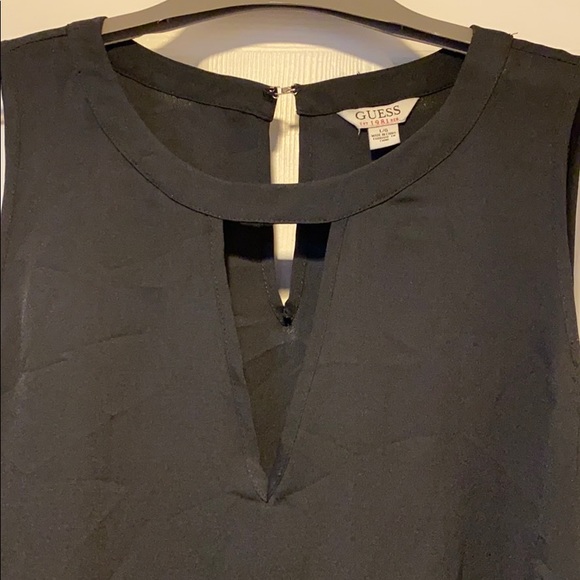 Guess flowy top - Picture 2 of 2